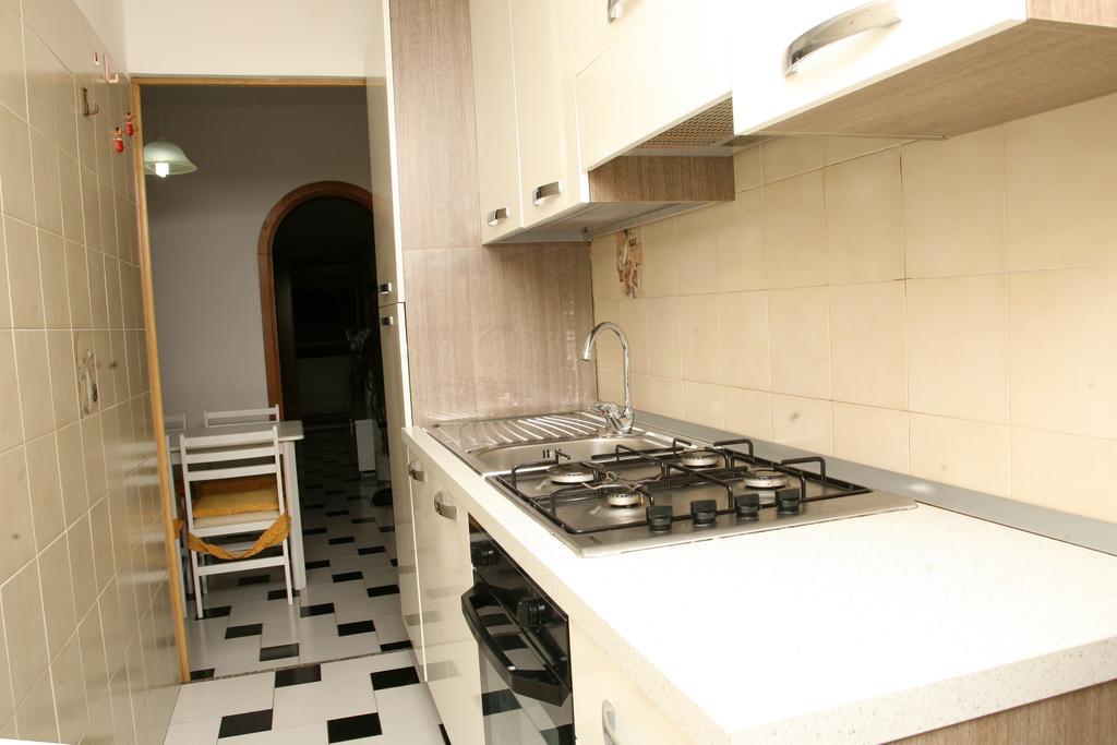 كالياري De Amicis Apartment الغرفة الصورة