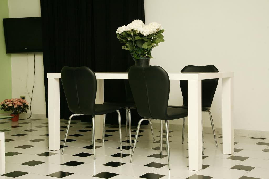 كالياري De Amicis Apartment الغرفة الصورة